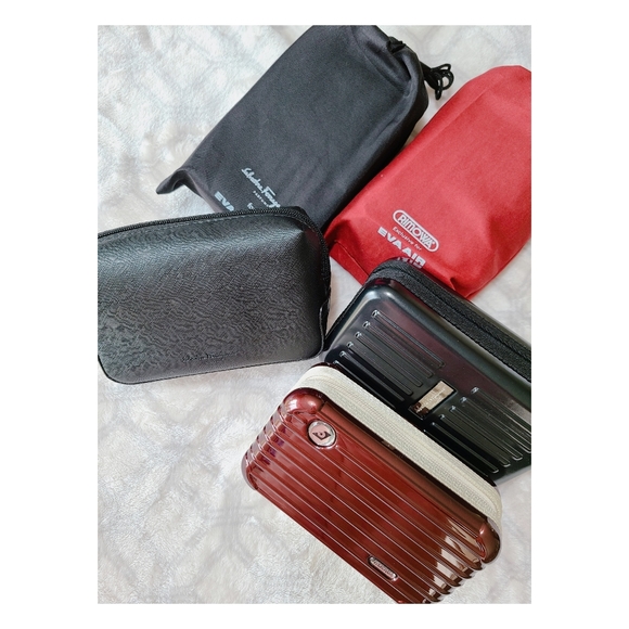 (NEW)Salvatore Ferragamo Travel Amenity Kits - Picture 6 of 6